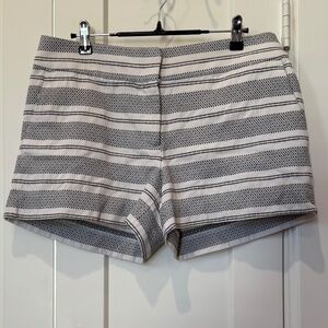 Loft The River Short Women’s Shorts Size 4 Black And Beige Pattern Short